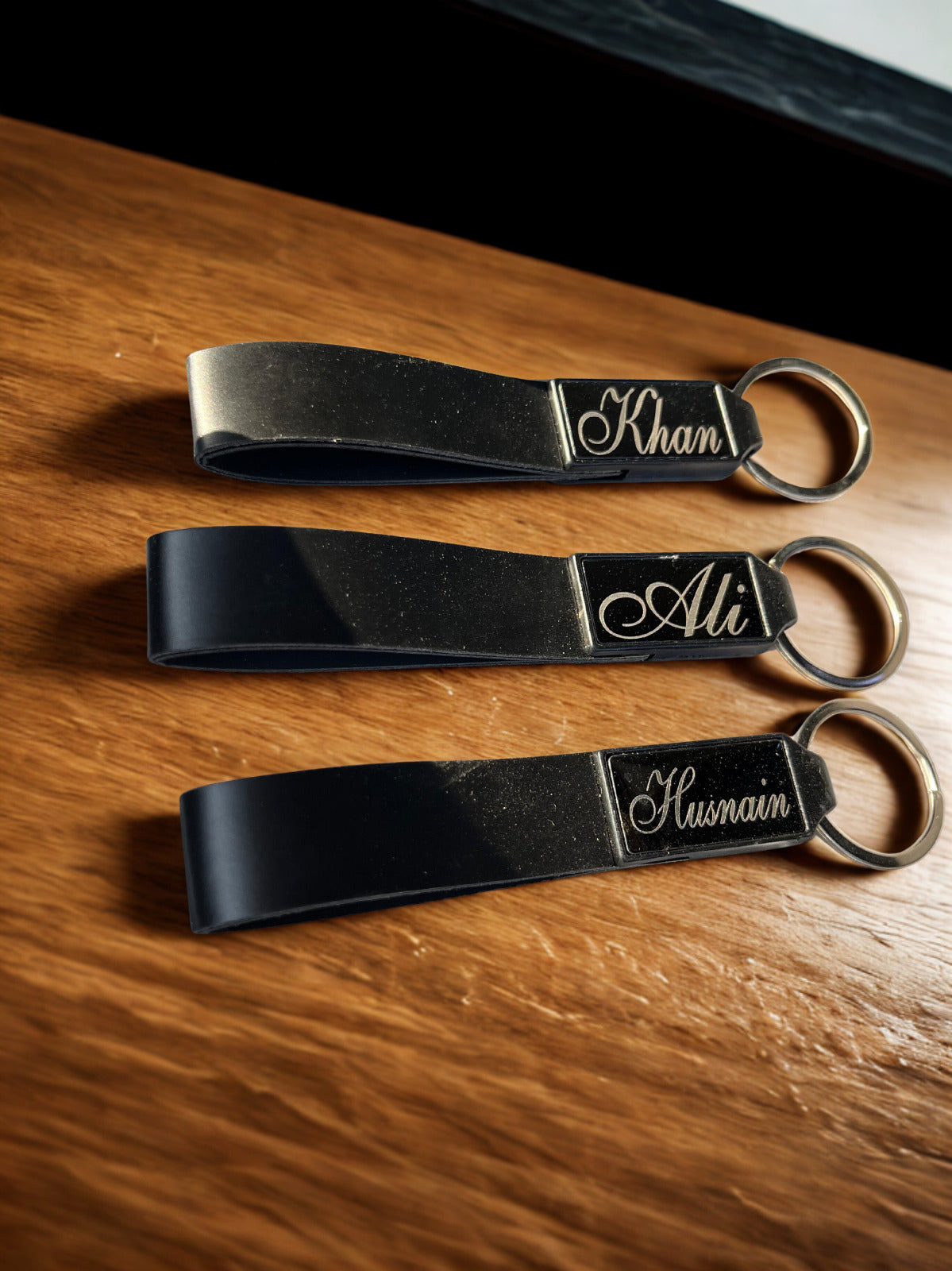 🔑 Customized Metal & Leather Keychain 🔑