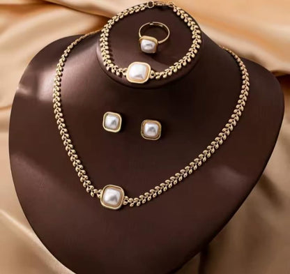 ✨ Stainless Steel Locket Set ✨