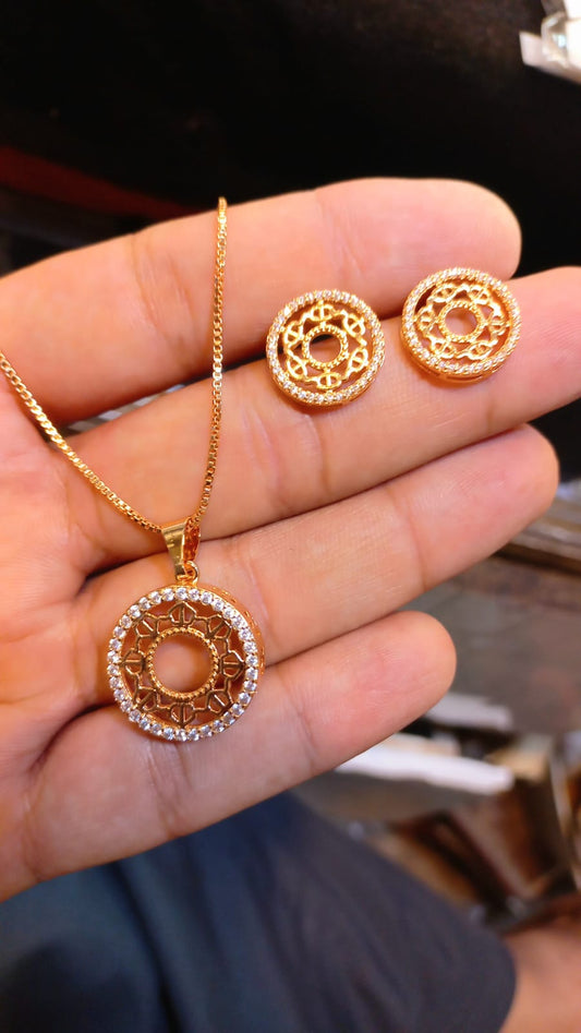 ✨ Zircon Locket Chain & Tops Set ✨