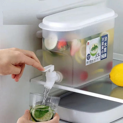 🍋✨ Water Jug with Faucet – Refreshing Drink Dispenser ✨🍋