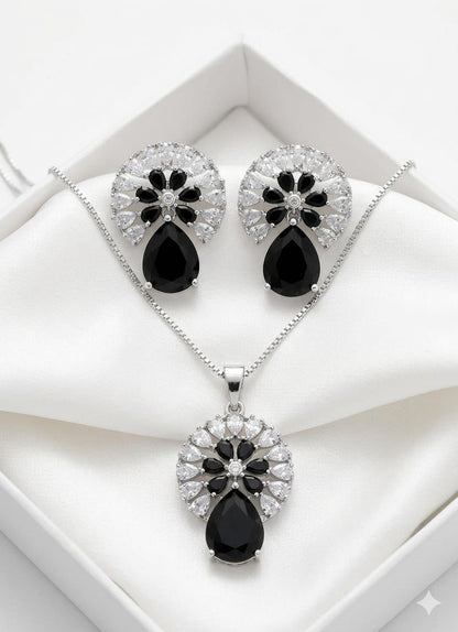 ✨ New Fancy Zarkon Locket Chain Set ✨