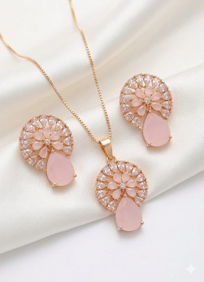 ✨ New Fancy Zarkon Locket Chain Set ✨