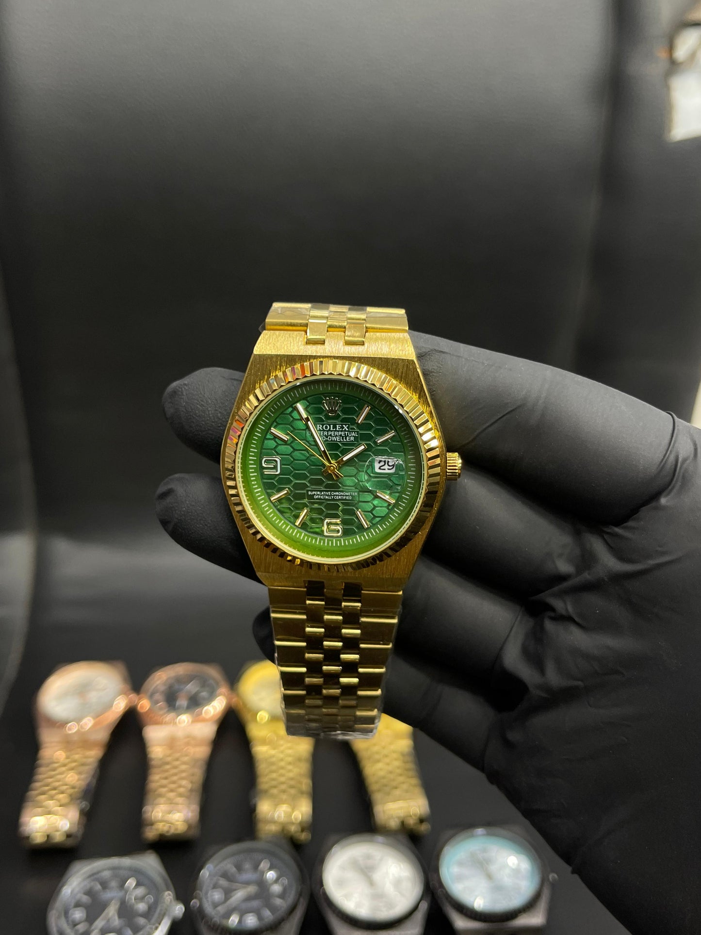 ⌚ LAND-DWELLER ⌚
