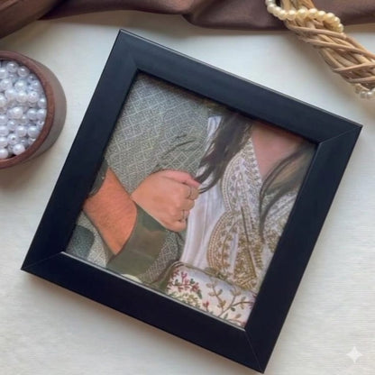 ✨🖤 Customized Couple Portrait Frame 🖤✨