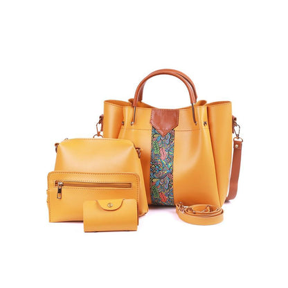 👜✨ New Arrival – White 4 Pcs PU Leather Handbag Set with Elegant Paisley Design ✨👜