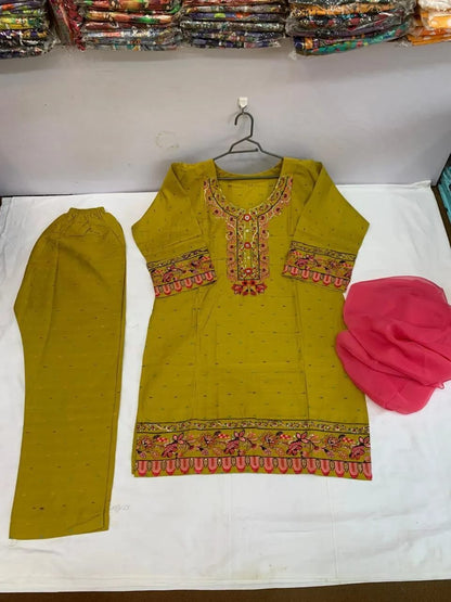 ✨🌸 Multicolor Embroidered Cotton Lawn 3Pcs Set 🌸✨