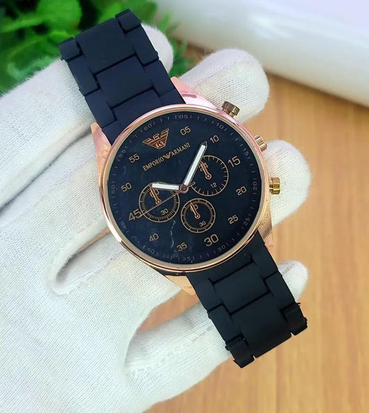 ⌚✨ Men's Rose Gold Chronograph Watch ✨⌚