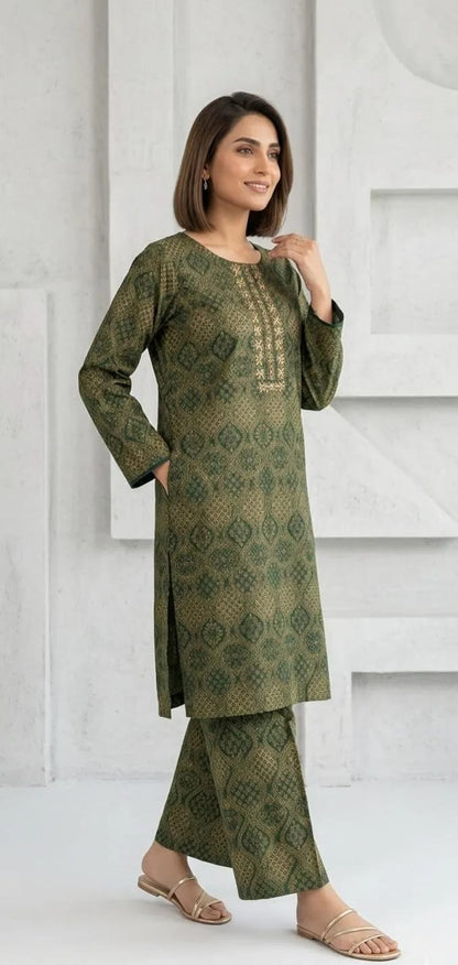 ✨💚 Green Embroidered Kurta Pajama Set for Women 💚✨