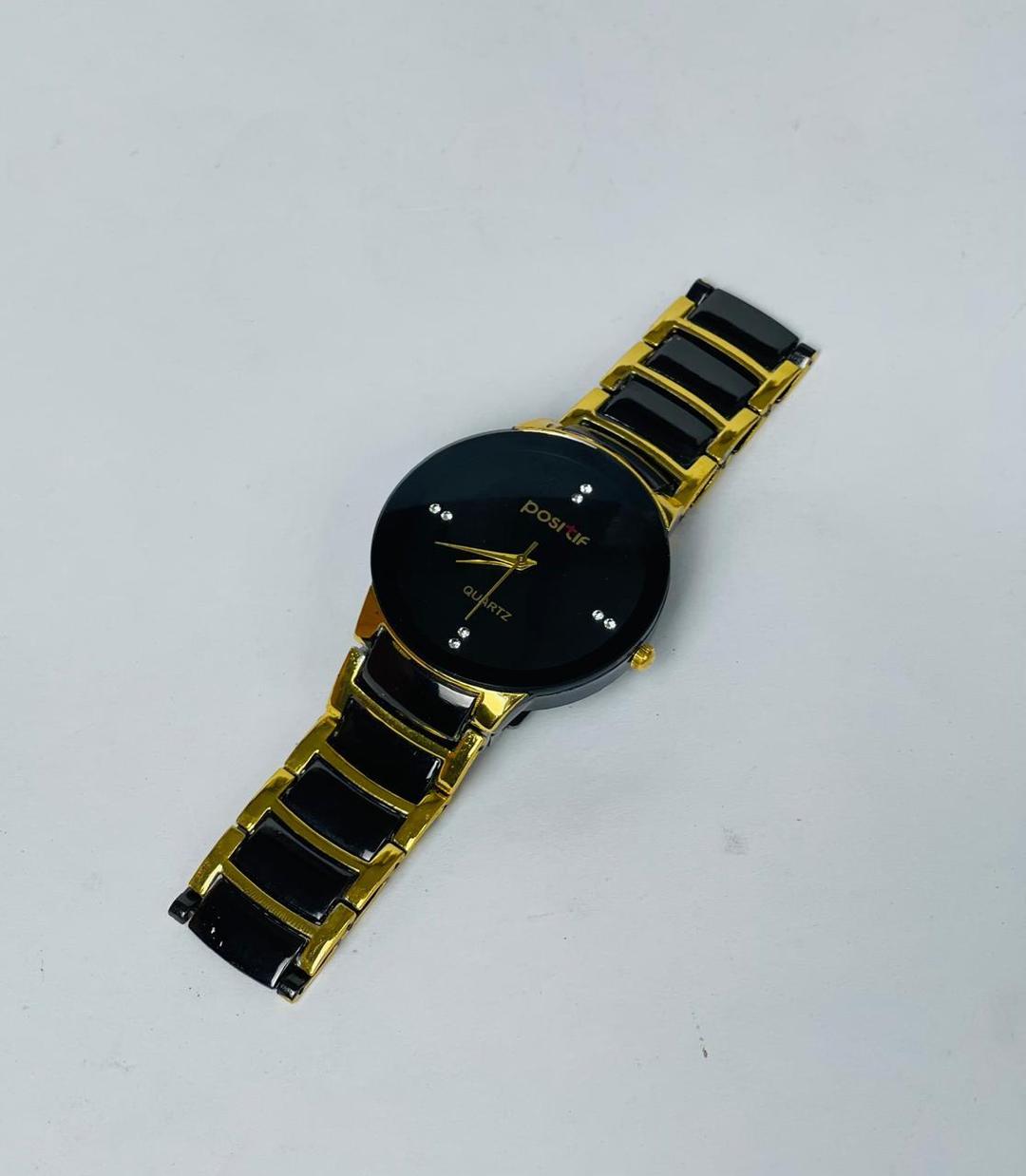 ✨⌚ Men's Black Gold Quartz Watch ⌚✨